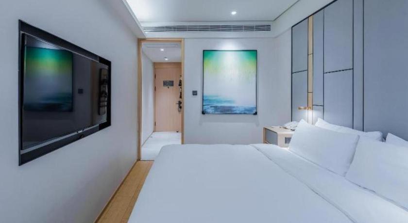 Ji Hongqiao Aegean Sea Hotel