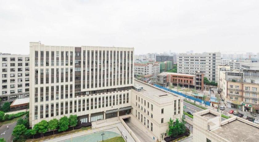 Ji Hongqiao Aegean Sea Hotel